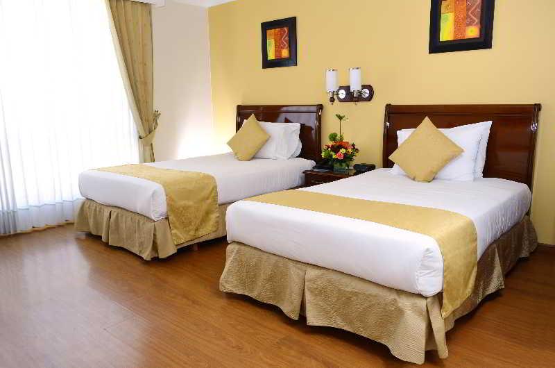 Hotel San Pablo โบโกตา ภายนอก รูปภาพ