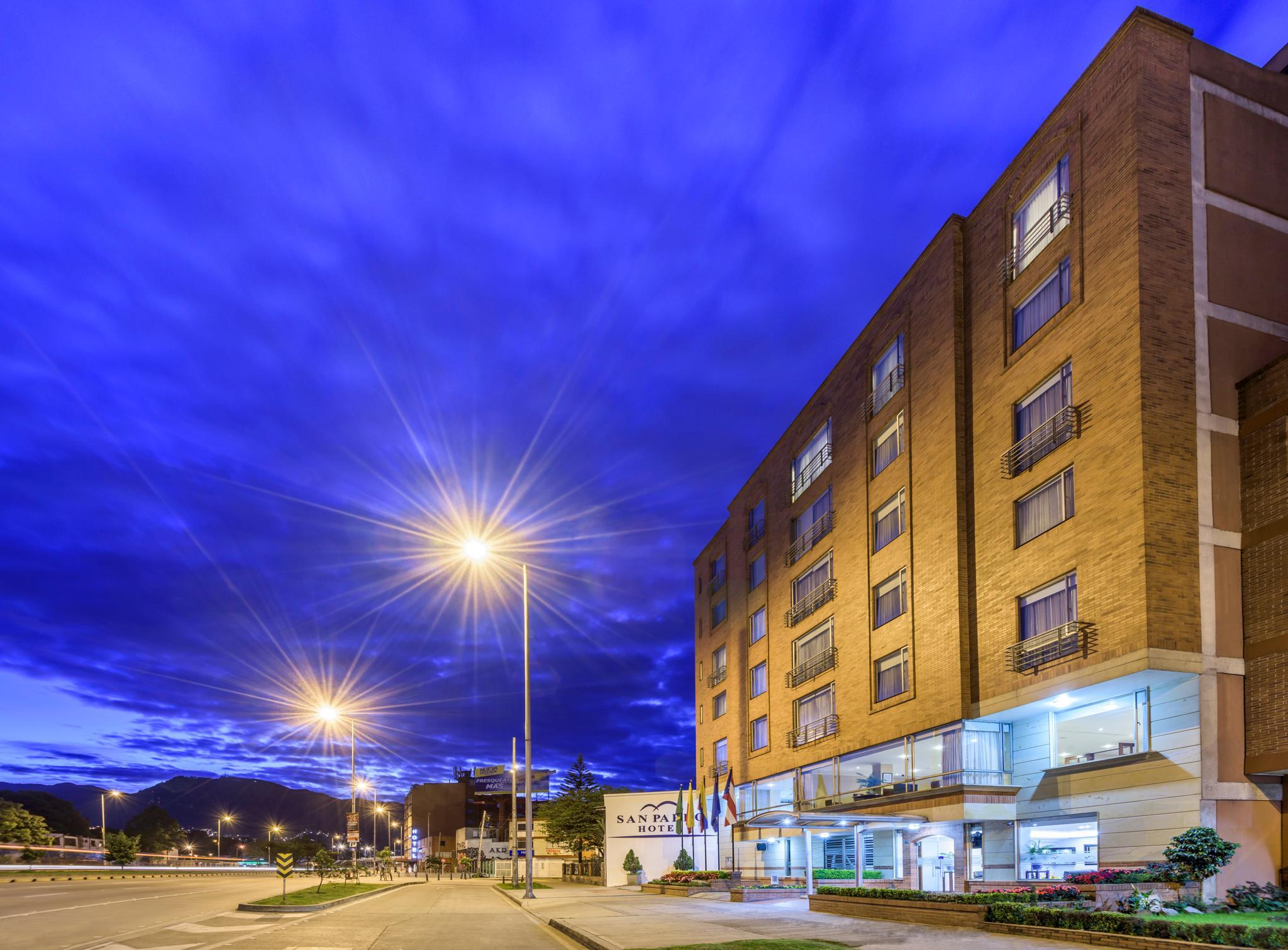 Hotel San Pablo โบโกตา ภายนอก รูปภาพ