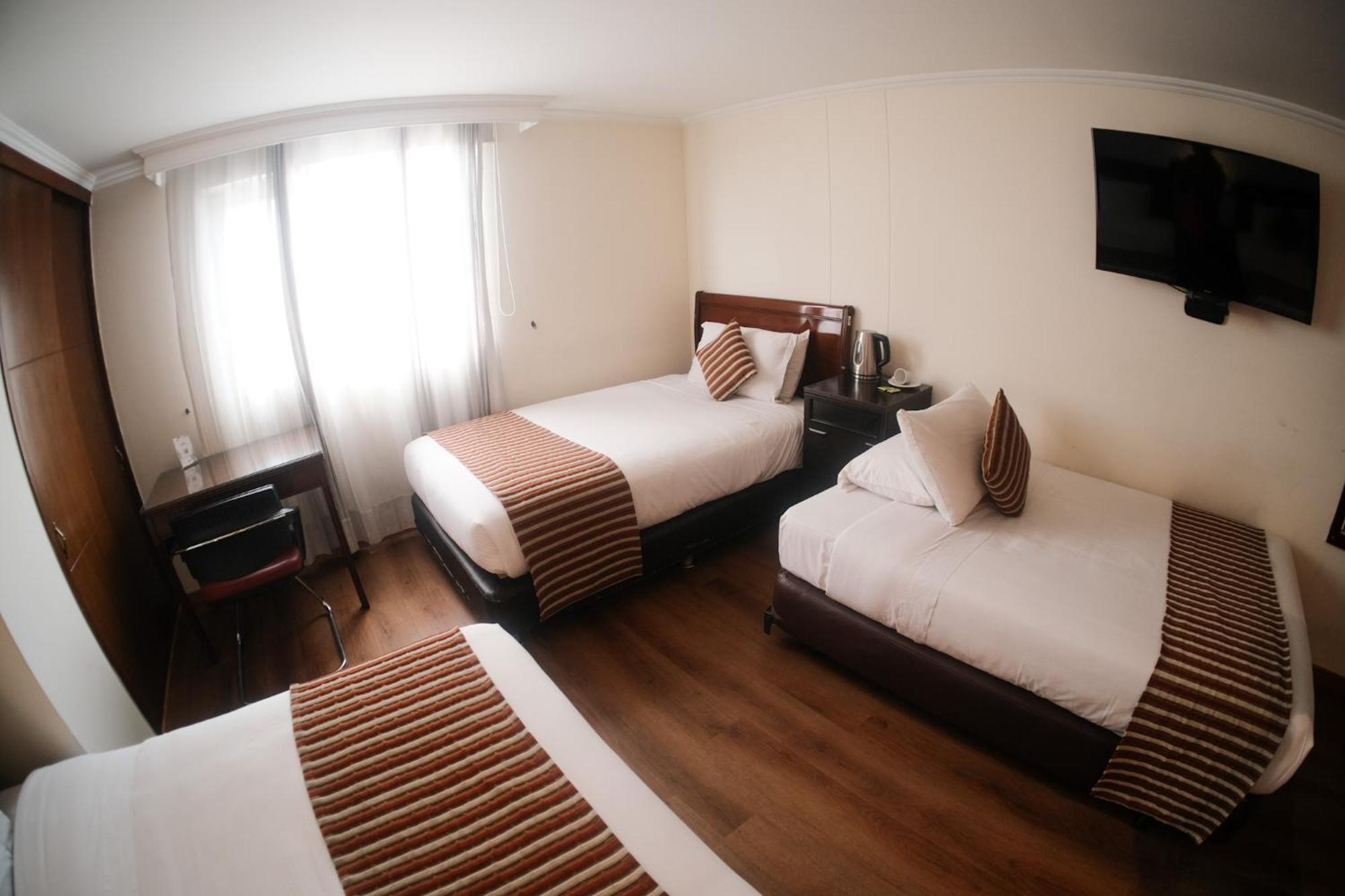 Hotel San Pablo โบโกตา ภายนอก รูปภาพ