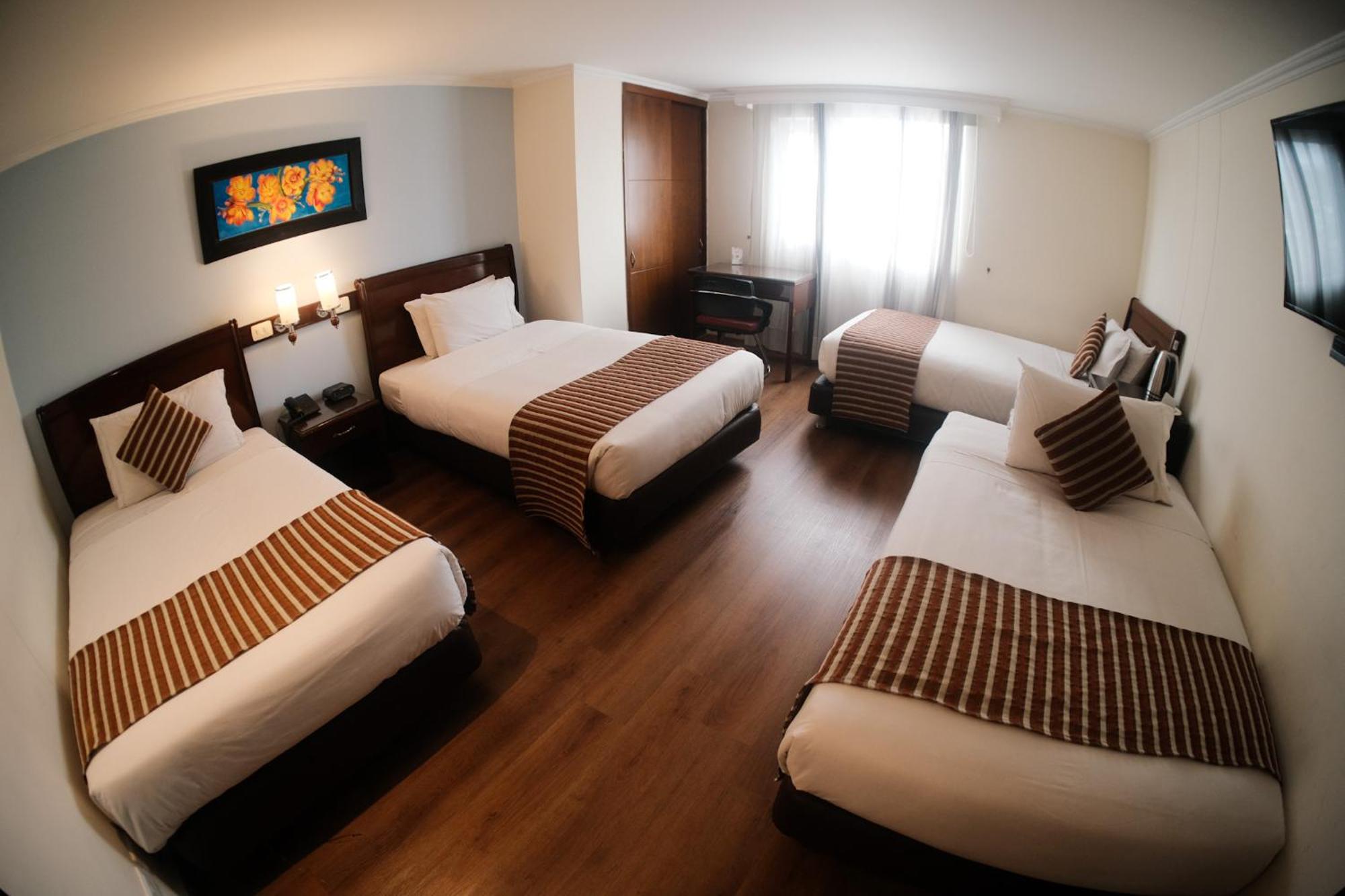 Hotel San Pablo โบโกตา ภายนอก รูปภาพ